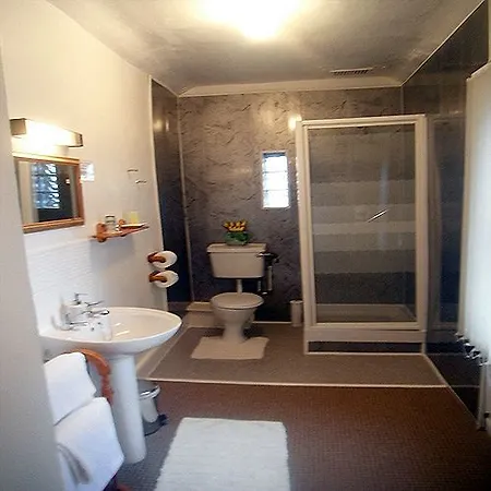 Frühstückspension Kent House 3*